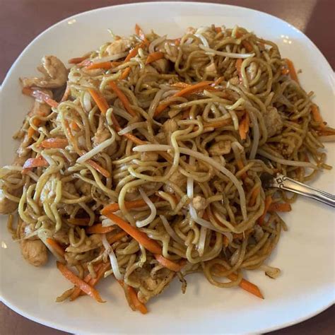 Best Lo-mein Restaurants in Four Corners - DoorDash