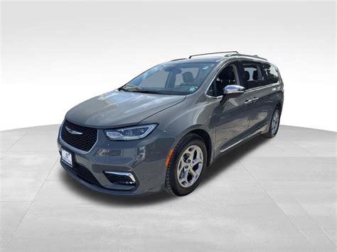 Used Silver Chrysler Pacifica Touring For Sale in New York, NY | Auto ...