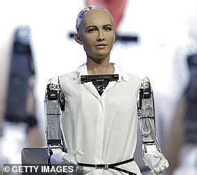 Makers of Sophia the robot reveal plans to produce THOUSANDS of ...