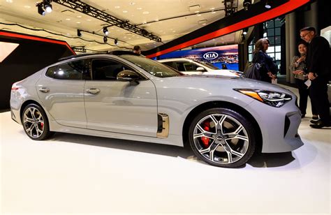 The 2021 Kia Stinger GT Pushes the Limits of Speed and Affordability