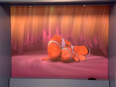 PHOTOS, VIDEO: Tour a Newly-Remodeled "Finding Nemo" Family Suite at Disney's Art of Animation ...