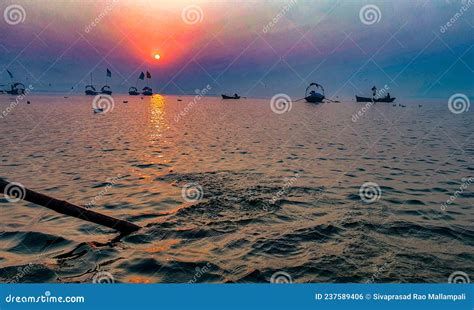 Boats Lined Up in Triveni Sangam at Dawn, Prayagraj, Allahabad, India ...