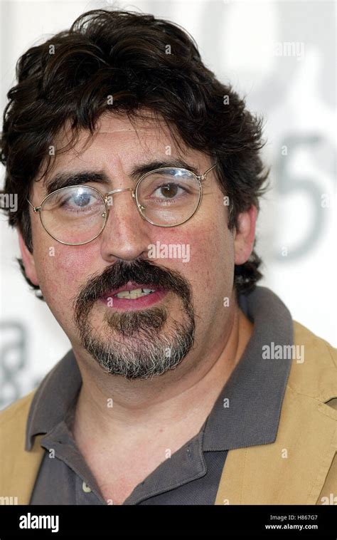 Alfred molina frida hi-res stock photography and images - Alamy