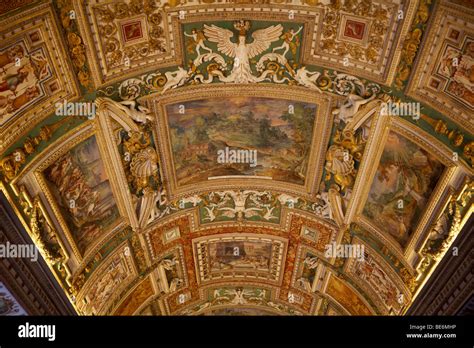 Ceiling painting in a corridor of the Vatican Museums, Rome, Vatican City, Europe Stock Photo ...