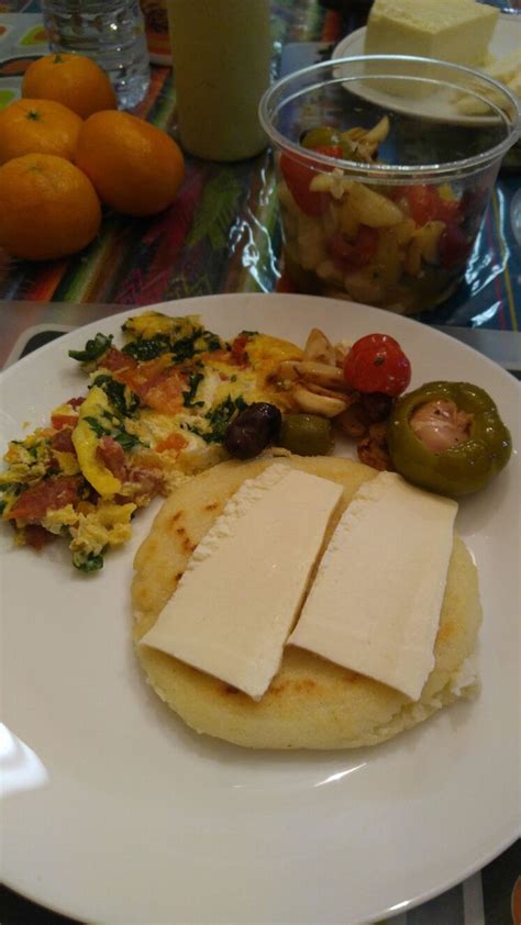 Colombian breakfast. Arepas | Colombian breakfast, Arepas, Food