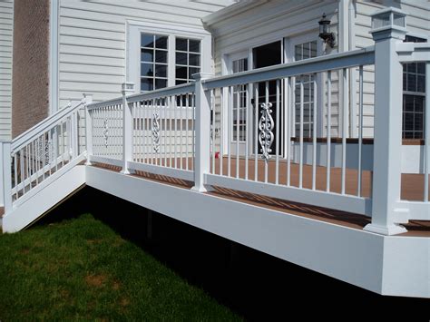 BEST PORCH RAILING MATERIALS | Porch railing designs, Deck railing ...