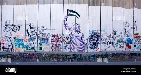 Palestine Wall Graffiti High Resolution Stock Photography and Images - Alamy