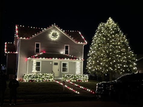 New Christmas Light Installation Service - Your1DayFloor