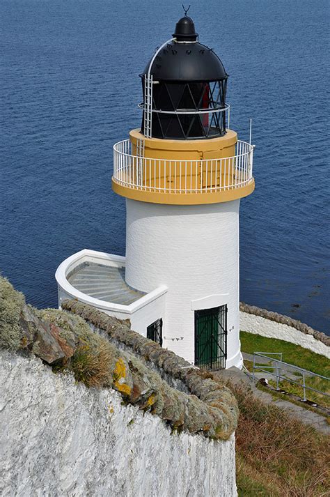 McArthur’s Head lighthouse in April 2012, Isle of Islay | Islay ...