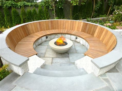 20 Modern Fire Pits That Will Ignite The Style Of Your Backyard