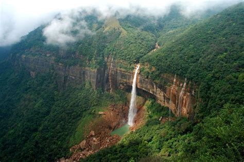 Shillong: Everlasting Romance for All Seasons – Guide: Best Places to Visit