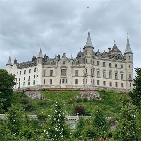 Dunrobin Castle - Historic Site