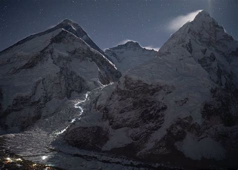 Summits on Everest and Lhotse » Explorersweb