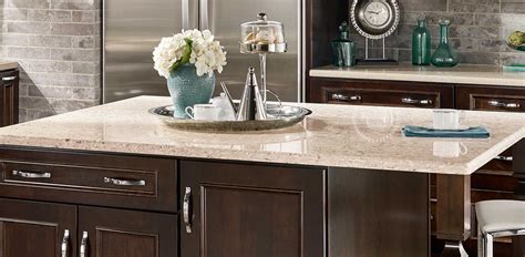 Kitchen Room Scene | Countertop Quartz Chakra Beige Quartz