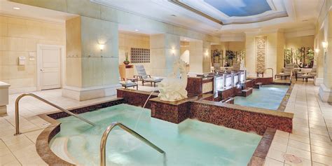 Mandalay Bay Resort And Casino | Travelzoo