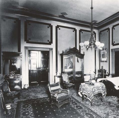 The Lincoln Bedroom: Refurbishing a Famous White House Room - White ...