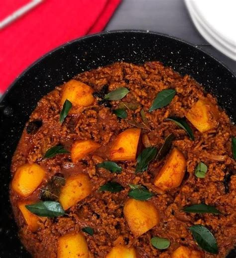 Mince Curry with Potatoes | Recipe | Curry, Fresh spices, Masala recipe