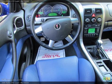 Blue Interior Photo for the 2005 Pontiac GTO Coupe #70833186 | GTCarLot.com