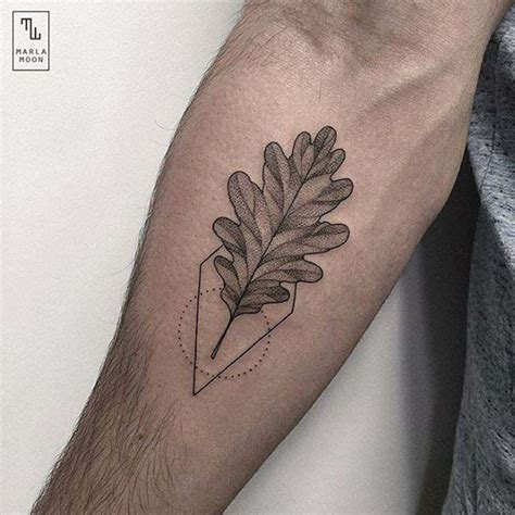 90 Leaf Tattoos that Celebrate the Fall | Oak leaf tattoos, Acorn ...