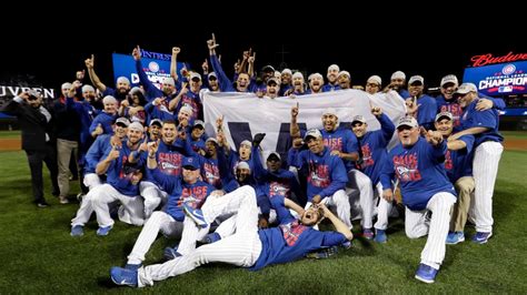 Cubs head to World Series, first time since 1945 | CTV News