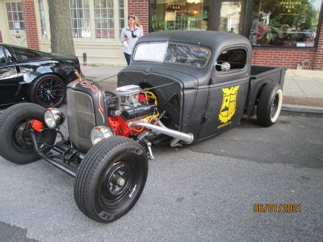 Mario's Oyster Bay LI NY Car Show - American Torque .com