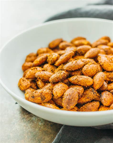 Spicy Smoky Garlic Almonds - Savory Tooth