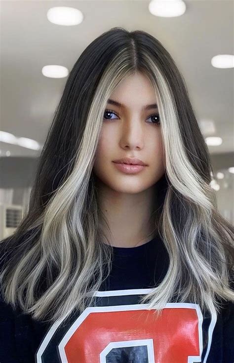 38 Best Hair Colour Trends 2022 That'll Be Big : High Contrast Face ...