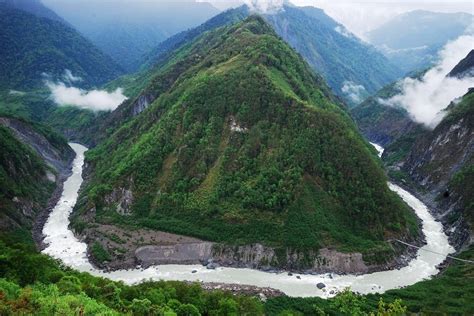 Grand Canyon of Yarlung Tsangpo