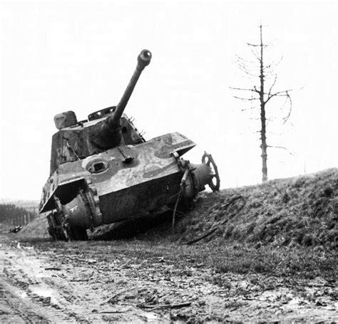 Asian Defence News: An abandoned, demolished German Tiger II heavy tank, photographed two years ...