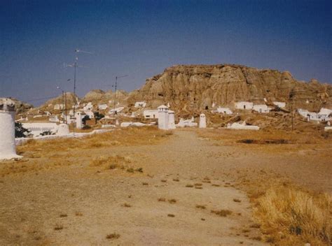 The caves of Guadix - CEGRI - SPANISH LANGUAGE CULTURE COURSES IN ...