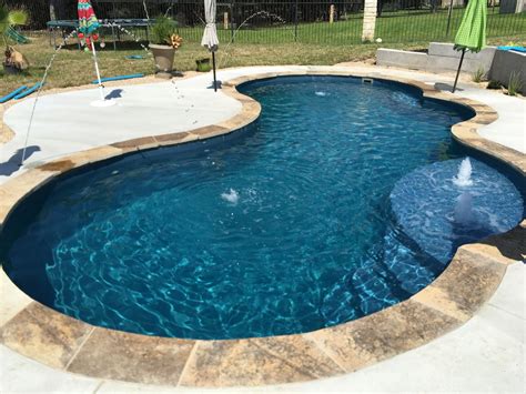 This 16' x 32', Gemini-Shaped Fiberglass Inground Pool complete in Vega ...