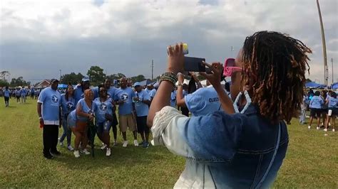 Ribault High School alumni gather to celebrate school's history | firstcoastnews.com