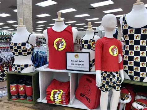 All the Best Things to Buy at Buc-ee's: The Complete Guide