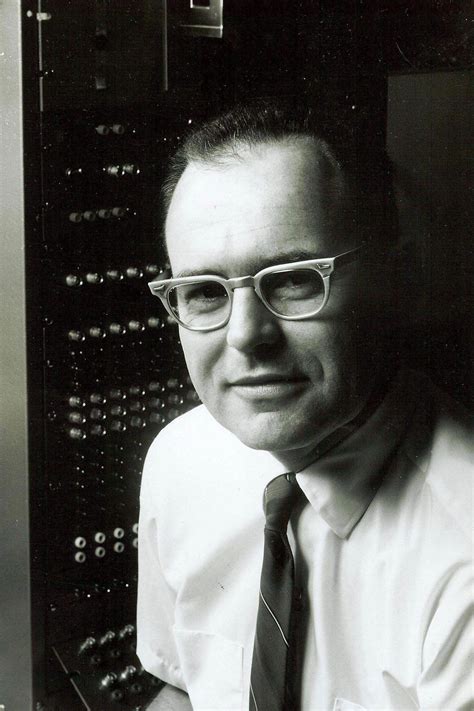 Who is Gordon Moore? Biography, Facts, and Contributions Explained ...