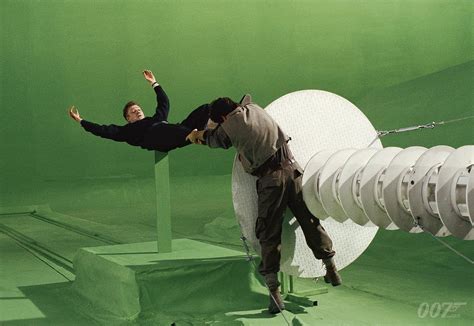 Pierce Brosnan and Sean Bean filming 006's death scene in GoldenEye ...