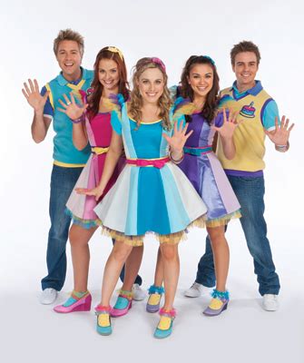 Hi 5 Cast Us