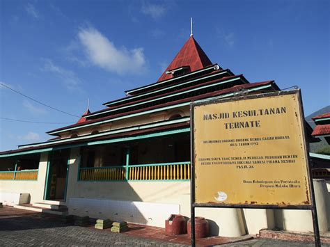 3 WARISAN KESULTANAN TERNATE - Jakarta Islamic Centre