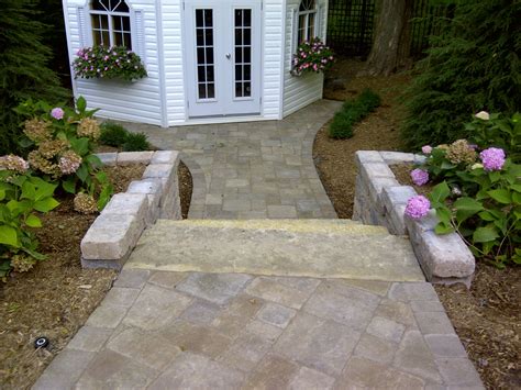 FLAGSTONE & RETAINING WALLS – Fuller Landscaping