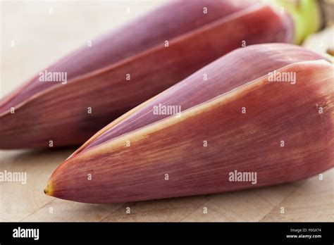 Banana heart hi-res stock photography and images - Alamy