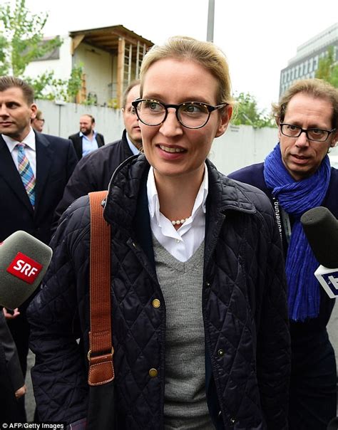 Alice Weidel Sarah Bossard : Alice Weidel: News der FAZ zur AfD-Spitzenkandidatin - Zahid Gough