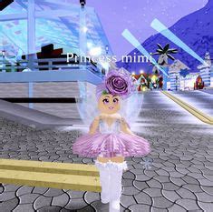 51 个 My royale high roblox outfits 点子 | 水彩动物, 花图, 獨角獸