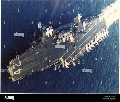 USS Franklin D Roosevelt (CV-42 Stock Photo - Alamy