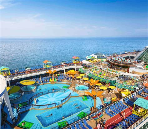 16 Things to Do on Royal Caribbean's Freedom of the Seas