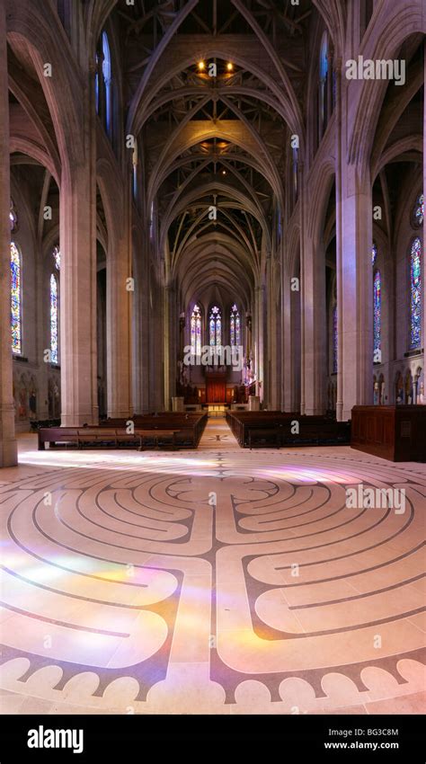 Grace Cathedral San Francisco interior Stock Photo - Alamy