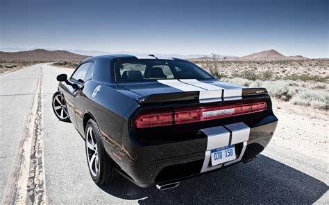 2012 Dodge Challenger SRT8 392 - Editors' Notebook - Automobile Magazine