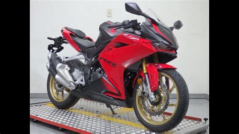 44336 HONDA CBR250RR Stock Exhaust Sound / Walk Around - YouTube