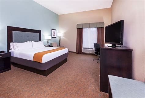 HOLIDAY INN EXPRESS & SUITES VICTORIA, AN IHG HOTEL - Prices & Reviews (TX)