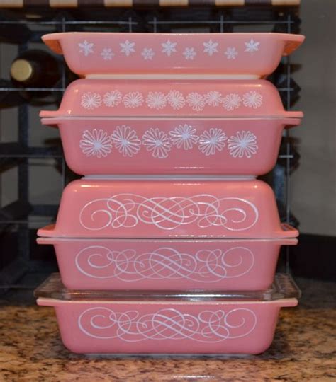 Pink Pyrex | Vintage pyrex dishes, Vintage dishware, Pyrex vintage