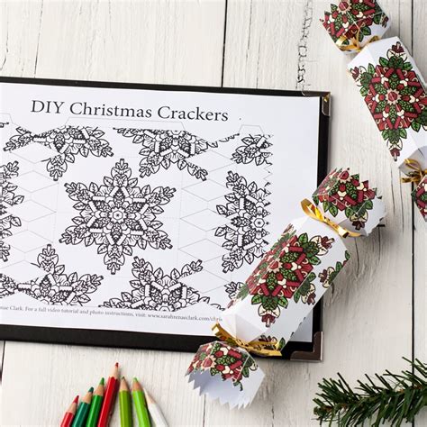 How to Make a Christmas Cracker | FREE Printable Template and Tutorial ...