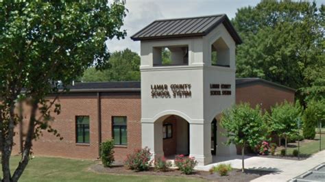 Lamar County School System pushes back start date for students | WGXA